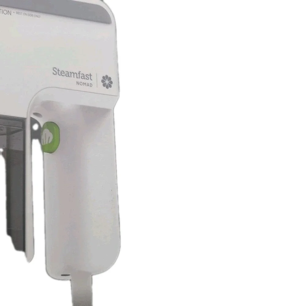 Steamfast NOMAD Travel Size Steamer for Clothes - Portable Handheld‎ Brand New